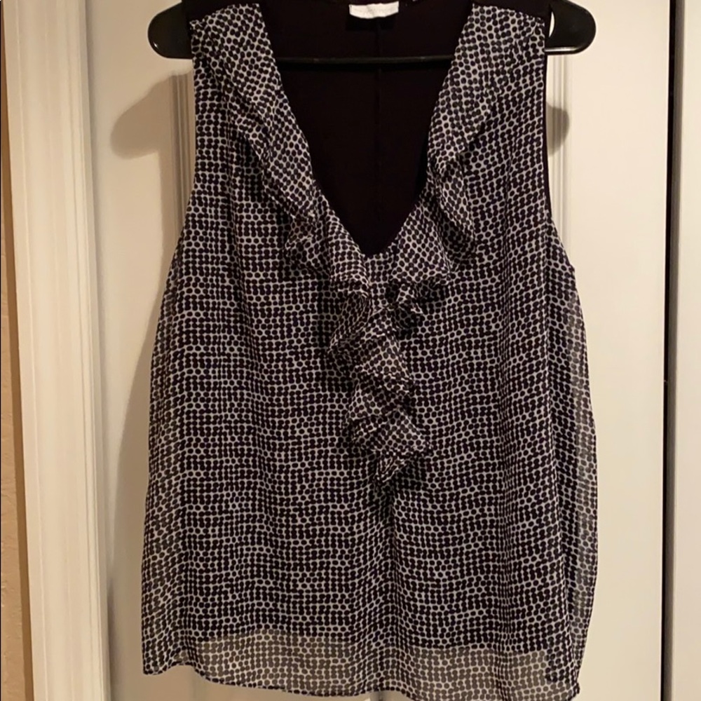 Sleeveless NY&Co blouse